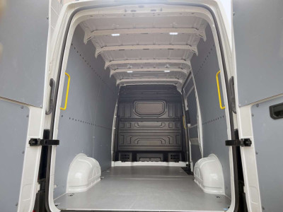 Volkswagen Crafter 2.0 TDI L3H3 Airco/Cam/PDC/Trekhaak foto 6