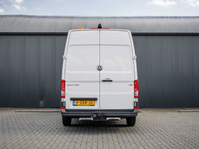 Volkswagen Crafter 2.0 TDI L3H3 | Automaat | 177 PK | Euro 6 | 3.0T Trekgewicht | Cruise | Airco | PDC foto 8