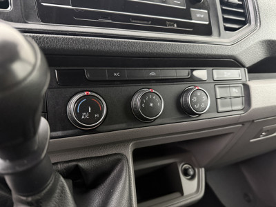 Volkswagen Crafter 2.0TDI L3H3 Koelwagen | Airco | Cruise | 3-Zits foto 18