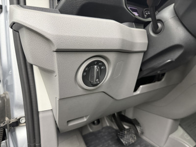 Volkswagen Crafter 2.0TDi 140PK Automaat L4H3 | Led | Multimedia | Airco | Cruise | 3-Zits | Betimmering foto 9
