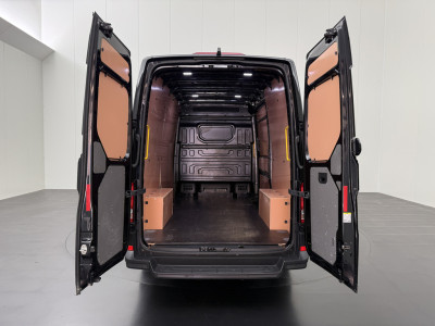 Volkswagen Crafter 2.0TDi 140PK L3H3 | Multimedia | Camera | 3-Zits | Airco | Cruise | Betimmering 4