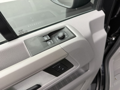 Volkswagen Crafter 2.0TDi 140PK L3H3 | Multimedia | Camera | 3-Zits | Airco | Cruise | Betimmering 8