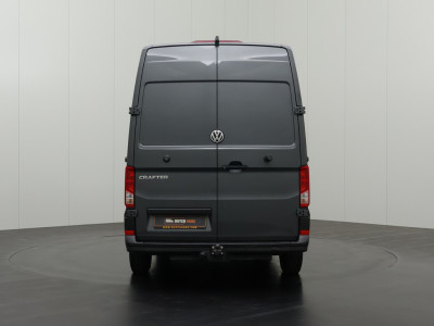 Volkswagen Crafter 2.0TDi 140PK L3H3 | Trekhaak 3000Kg | Multimedia | Camera | Airco | Cruise | 3-Zits foto 11