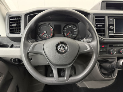 Volkswagen Crafter 2.0TDi 140PK L3H3 | Trekhaak 3000Kg | Multimedia | Camera | Airco | Cruise | 3-Zits foto 17
