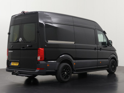Volkswagen Crafter 2.0TDi 177PK Automaat L3H3 Black Edition | Led | Multimedia | Camera | Trekhaak | 3-Zits | Betimmering foto 2