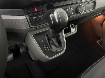 Volkswagen Crafter 2.0TDi 177PK Automaat L3H3 | Navigatie | Camera | Multimedia | Airco | Cruise | trekhaak foto 20