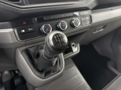 Volkswagen Crafter 2.0TDi 177PK L3H3 Edition | Navigatie | Multimedia | 3-Zits | Airco | Betimmering foto 16
