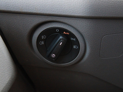 Volkswagen Crafter 30 2.0 TDI L3H2 140PK Comfort / Imperiaal / Camera / Trekhaak 17