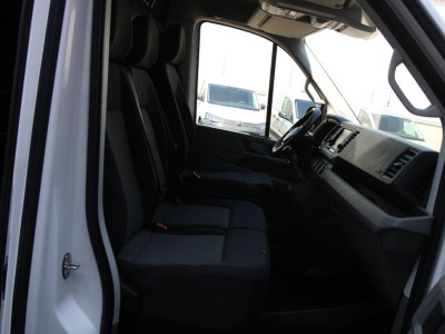 Volkswagen Crafter 30 2.0 TDI L3H2 140PK Comfort / Imperiaal / Camera / Trekhaak 4