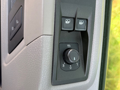 Volkswagen Crafter 30 2.0 TDI L3H2|140PK|airco|cruise|bluetooth|zes versnellingen|drie zitplaatsen|elektrisch pakket|EURO6. 21