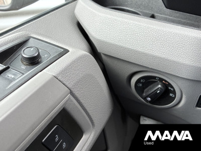 Volkswagen Crafter 30 2.0 TDI L3H2 Cruise Camera Carplay Trekhaak Voorruitverwarming foto 14