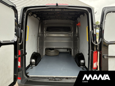 Volkswagen Crafter 30 2.0 TDI L3H2 DC LED Automaat ACC Cruise Carplay Camera Trekhaak 10