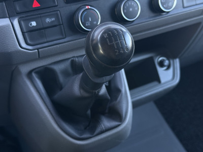 Volkswagen Crafter 35 2.0 TDI 140PK L3H3 | PDC | Airco | Trekhaak 3T foto 19