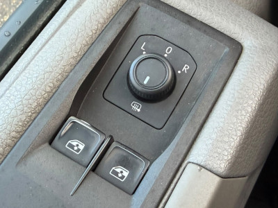 Volkswagen Crafter 35 2.0 TDI 140PK L3H3 RWD / Trekhaak / Imperiaal / App connect / Camera / Laadruimte inrichting foto 18