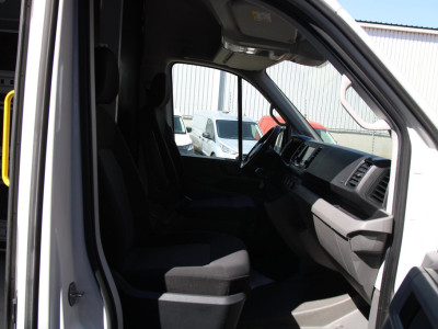 Volkswagen Crafter 35 2.0 TDI 140PK L4H3 Comfort / Imperiaal / Camera / App connect foto 4