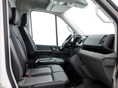 Volkswagen Crafter 35 2.0 TDI 140pk Bakwagen met laadklep en zijdeur 03-2022 foto 5