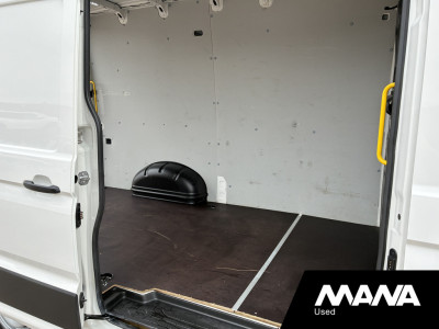 Volkswagen Crafter 35 2.0 TDI 140 pk L3H3 Automaat Airco Cruise Carplay Sensoren foto 6