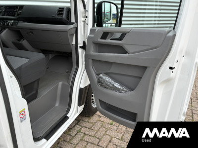 Volkswagen Crafter 35 2.0 TDI 140 pk L3H3 Automaat Airco Cruise Carplay Sensoren foto 8