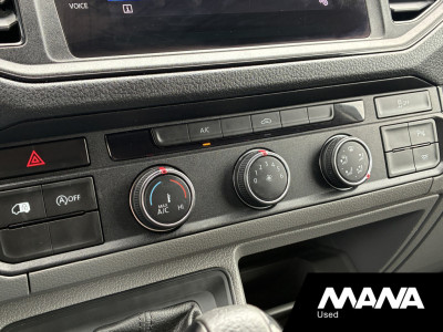Volkswagen Crafter 35 2.0 TDI 140 pk L3H3 Automaat Carplay Cruise Sensoren foto 18