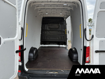 Volkswagen Crafter 35 2.0 TDI 140 pk L3H3 Automaat Carplay Cruise Sensoren foto 5