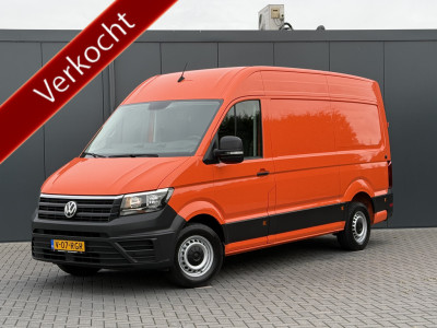 Volkswagen Crafter 35 2.0 TDI 177 PK / VERKOCHT! / L3H3 / CAMERA / CRUISE / 3.5 TON TREKKEN / 3-ZITS / AIRCO / CARPLAY / GEVEERDE STOEL / 3500 KG AHG