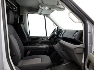 Volkswagen Crafter 35 2.0 TDI 177pk L3H2 (L2H1) DSG-Automaat 4Motion 4x4 Highline LED/Navi/2x Schuifdeur 08-2020 foto 3