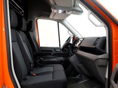 Volkswagen Crafter 35 2.0 TDI 177pk RWD L3H3 (L2H2) Airco/Navi/Trekgewicht 3500kg 01-2021 foto 3