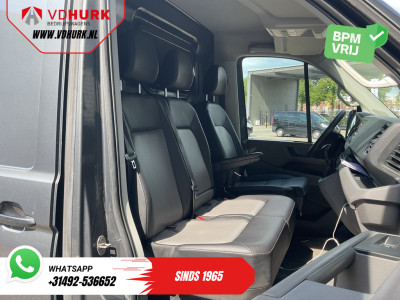 Volkswagen Crafter 35 2.0 TDI 180 pk DSG Aut. L4H3 LED/ Adapt.cruise/ Gev.stoel/ Stoelverw./ Massage/ Carplay/ Navi/ Climate/ Camera/ PDC/ Trekhaak foto 8