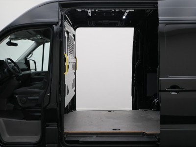 Volkswagen Crafter 35 2.0 TDI DSG 140 PK L2H2 2x schuifdeur, LED, 3-Zits, ACC, Camera, Apple Carplay, Sidesteps, DAB, PDC, 18 foto 12