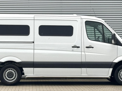 Volkswagen Crafter 35 2.0 TDI L2H1 Geel kenteken! MARGE 9 zitplaatsen op kenteken foto 3
