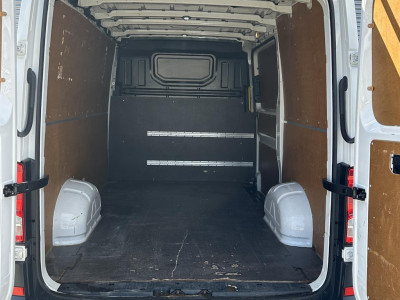 Volkswagen Crafter 35 2.0 TDI L2H1 Highline automaat MARGE 177pk foto 16