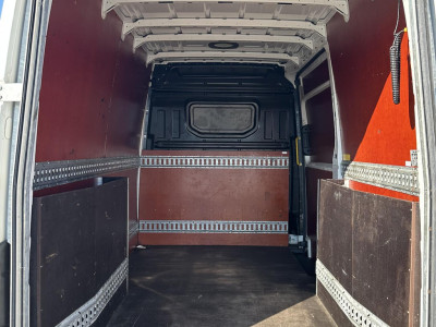 Volkswagen Crafter 35 2.0 TDI L2H2 Bus met laadklep Dhollandia 10