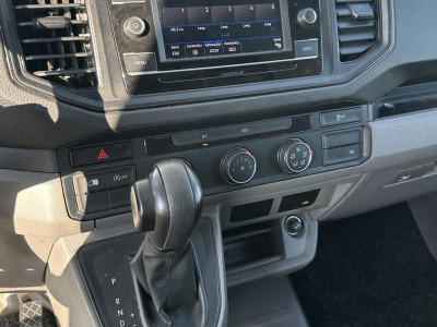 Volkswagen Crafter 35 2.0 TDI L2H2 Bus met laadklep Dhollandia 13