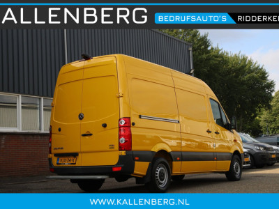 Volkswagen Crafter 35 2.0 TDI L2H2 / Camera / Loopdeur / Cruise / inrichting laadruimte 2