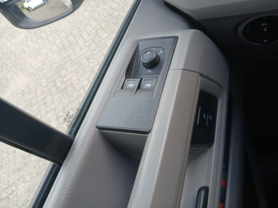 Volkswagen Crafter 35 2.0 TDI L3 EL ComfEURO VI RWD 140 pk handbak laadklep zijdeur foto 7