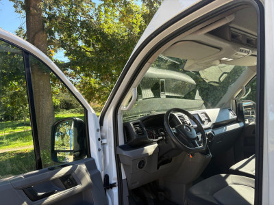 Volkswagen Crafter 35 2.0 TDI L3H2|177PK|Trekhaak 3000KG|EURO6|achteruitrijcamera|apple carplay|parkeersensoren|cruise|LED|airco foto 12