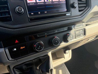 Volkswagen Crafter 35 2.0 TDI L3H2|177PK|Trekhaak 3000KG|EURO6|achteruitrijcamera|apple carplay|parkeersensoren|cruise|LED|airco foto 19