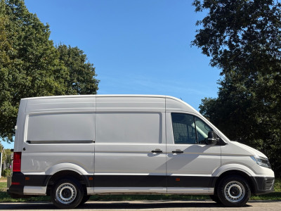 Volkswagen Crafter 35 2.0 TDI L3H2|177PK|Trekhaak 3000KG|EURO6|achteruitrijcamera|apple carplay|parkeersensoren|cruise|LED|airco foto 6