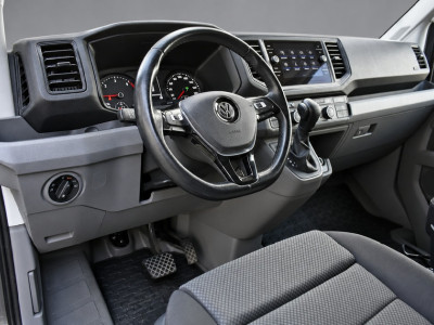 Volkswagen Crafter 35 2.0 TDI L3H2 PB Edition Adaptieve Cruise, Camera, Carplay, LED, Multimedia, 177pk, Automaat, Clima, Trekhaak, Uniek! foto 11