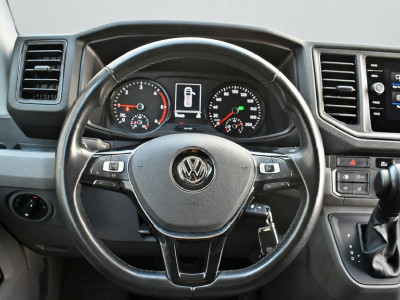 Volkswagen Crafter 35 2.0 TDI L3H2 PB Edition Adaptieve Cruise, Camera, Carplay, LED, Multimedia, 177pk, Automaat, Clima, Trekhaak, Uniek! foto 12