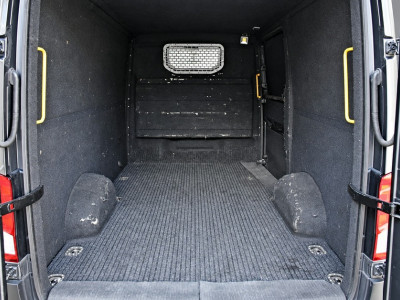 Volkswagen Crafter 35 2.0 TDI L3H2 PB Edition Adaptieve Cruise, Camera, Carplay, LED, Multimedia, 177pk, Automaat, Clima, Trekhaak, Uniek! foto 14