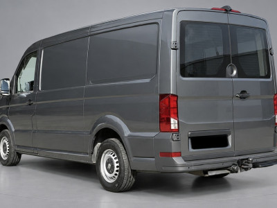 Volkswagen Crafter 35 2.0 TDI L3H2 PB Edition Adaptieve Cruise, Camera, Carplay, LED, Multimedia, 177pk, Automaat, Clima, Trekhaak, Uniek! foto 3