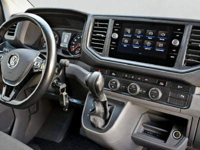 Volkswagen Crafter 35 2.0 TDI L3H2 PB Edition Adaptieve Cruise, Camera, Carplay, LED, Multimedia, 177pk, Automaat, Clima, Trekhaak, Uniek! foto 8