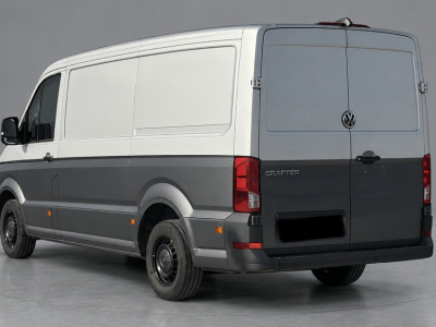 Volkswagen Crafter 35 2.0 TDI L3H2 PB Edition Adaptieve Cruise, Camera, Carplay, LED, Stoelverwarming, 177pk, Automaat, Multimedia,  Voorruit verwarming, Uniek! foto 5