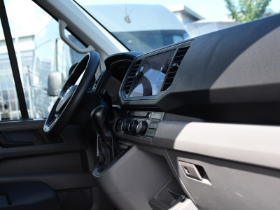 Volkswagen Crafter 35 2.0 TDI L3H2 PB Edition Camera, Cruise, Carplay, LED, Stoelverwarming, Clima, Multimedia, 177pk, Automaat, Uniek! foto 18
