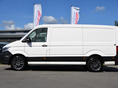 Volkswagen Crafter 35 2.0 TDI L3H2 PB Edition Camera, Cruise, Carplay, LED, Stoelverwarming, Clima, Multimedia, 177pk, Automaat, Uniek! foto 9