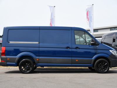 Volkswagen Crafter 35 2.0 TDI L3H2 PB Edition Cruise, Carplay, LED, Multimedia, Sensoren, Voorruit verwarming, 140pk, Automaat, Uniek! 10