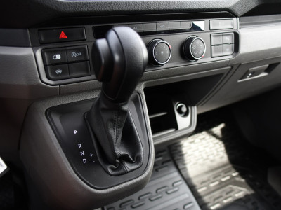 Volkswagen Crafter 35 2.0 TDI L3H2 PB Edition Cruise, Carplay, LED, Multimedia, Sensoren, Voorruit verwarming, 140pk, Automaat, Uniek! 19