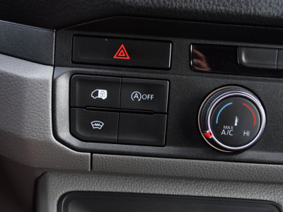 Volkswagen Crafter 35 2.0 TDI L3H2 PB Edition Cruise, Carplay, LED, Multimedia, Sensoren, Voorruit verwarming, 140pk, Automaat, Uniek! 20