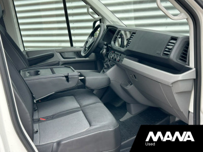 Volkswagen Crafter 35 2.0 TDI L3H3 140PK Automaat ZGAN! Cruise Airco Carplay Camera Trekhaak foto 12